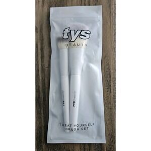 TYS Beauty Brush Set Powder and Blush Brushes New In Package MSRP $48